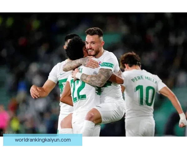 西甲降级区局势愈发紧张，底部球队奋起反击提升保级希望