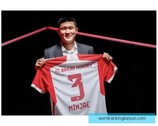 足球过人集锦表现稳健，精彩瞬间引发球迷热议。