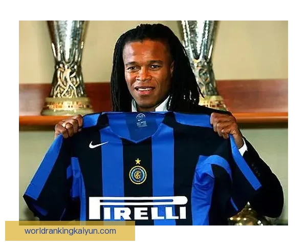 戴维斯在足坛的影响力持续增强，展现出竞争力增强的潜力与发展前景。